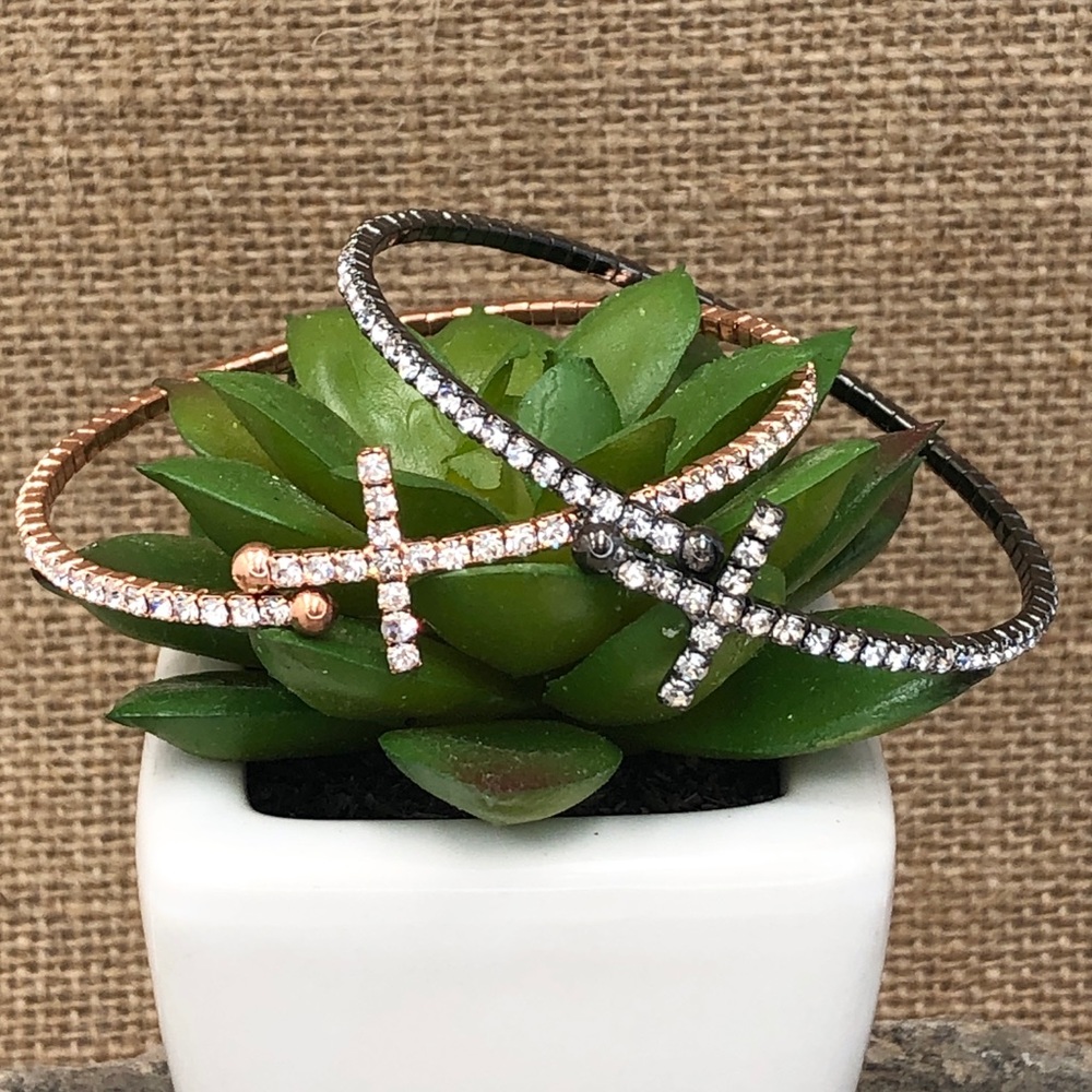 🍀 Dainty Sideways Cross Wrap Bracelet